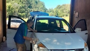Delincuentes roban equipos de alto valor de un lavadero en Hohenau