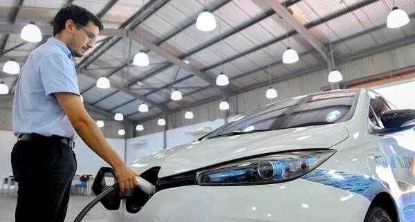 El BNF financiará la compra de vehículos eléctricos