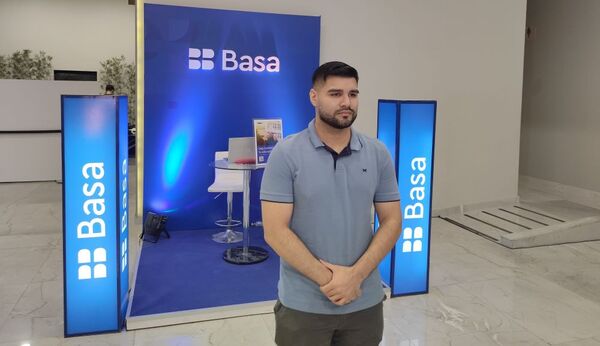 BASA dicta charla motivacional a estudiantes de tecnología