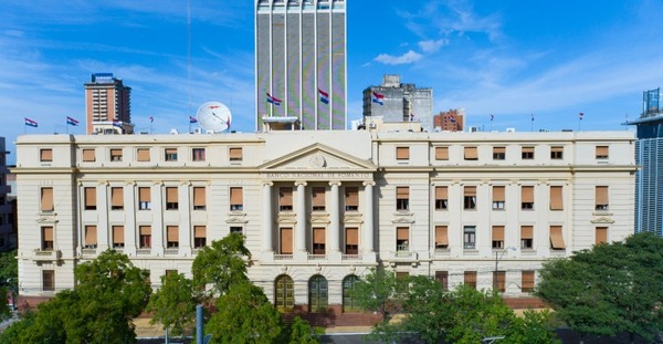 Calificadora de Riesgos Solventa & Riskmétrica mejora la tendencia a Fuerte (+) del BNF