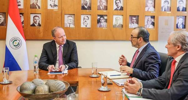 MEF y CAF revisan proyectos de infraestructura en el país