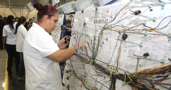 Exportaciones de manufacturas registraron un aumento del 11% al cierre de abril