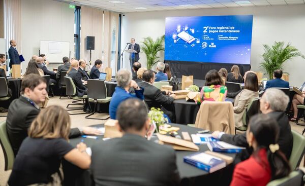 Bancos centrales de la región analizaron el futuro de los sistemas de pagos instantáneos