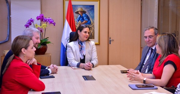 Unos 20 inversionistas colombianos pretenden instalarse en Paraguay