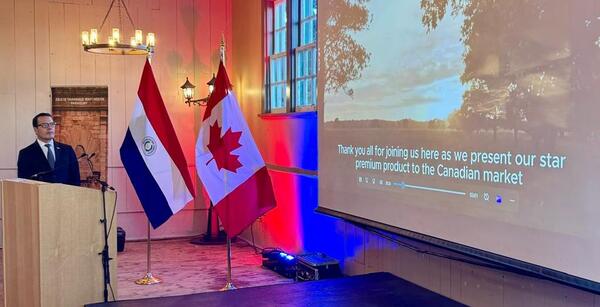 Importadores, distribuidores y comercializadores participaron en la noche de la carne paraguaya en Canadá