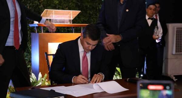 Gobierno se compromete a fortalecer la industria metalúrgica