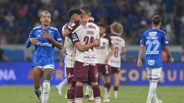 Lanús saca un buen resultado de Belo Horizonte