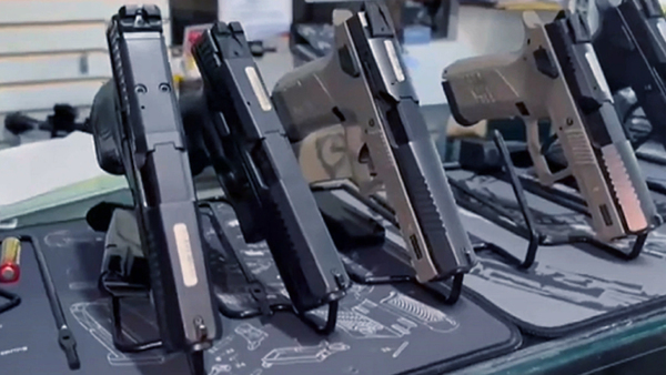 Escándalo en las fuerzas armadas: Desmantelan red de tráfico de armas