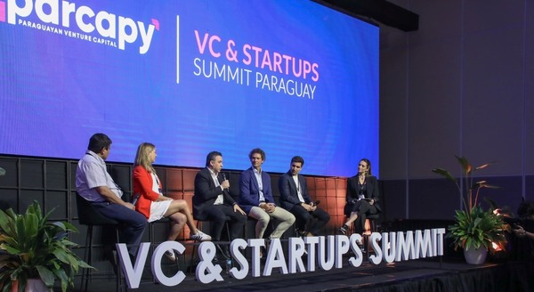 Destacan la importancia de apoyar a los emprendedores a través de políticas públicas