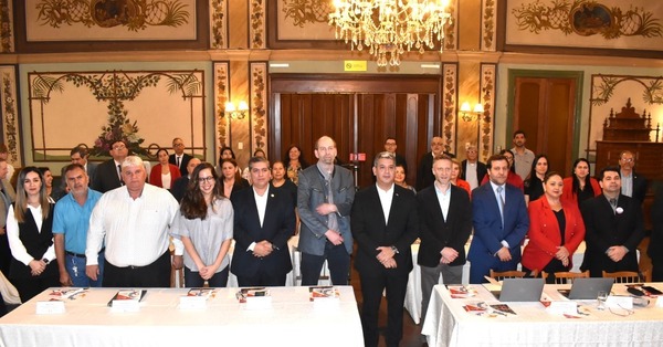 Abordan importancia del sistema dual en la formación para el empleo