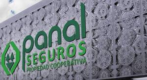Panal Seguros cumple 17 años e instala la transformación de su marca