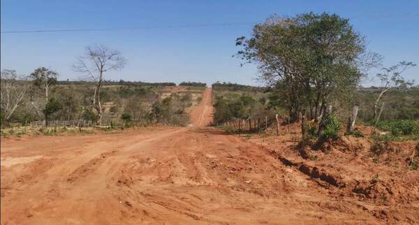 MOPC y BID impulsan proyecto para mejorar caminos rurales