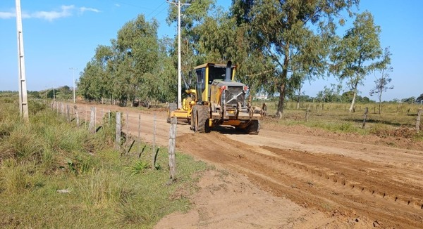 Inician trabajos de mantenimiento de vías rurales en varios distritos de Misiones
