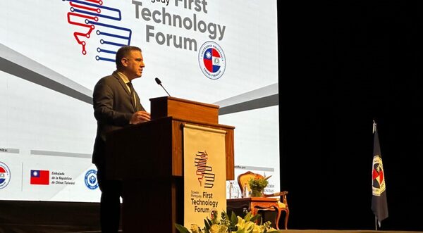 Destacan en Foro Tecnológico las oportunidades de inversión en el país