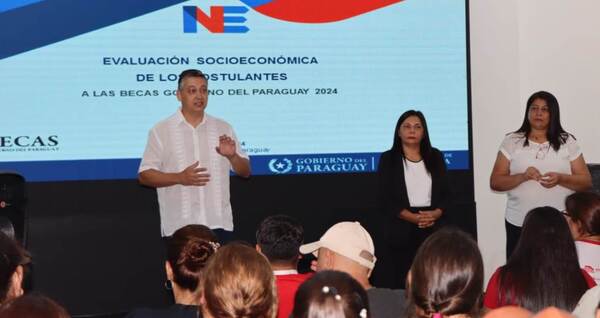 Capacitan a censistas del INE para evaluación socioeconómica a postulantes de becas