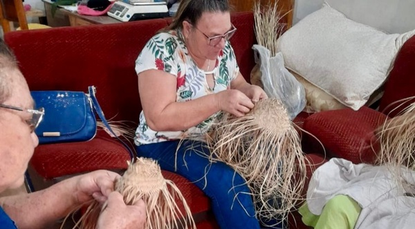 Asisten a los artesanos de Ayolas y articulan con aliados locales