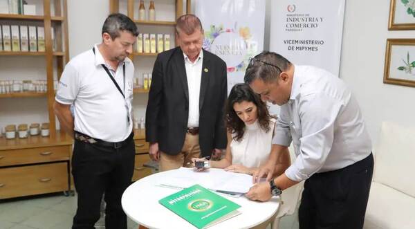 PCM 2023: Mipyme prevé ampliar producción de esencias aromáticas en cosméticos y para el hogar