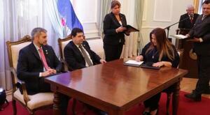 Instalarán sistemas de cargas para vehículos eléctricos en rutas nacionales