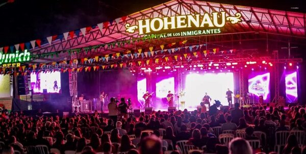 La 12º Fiesta Nacional de las colectividades convocó a miles de visitantes en Hohenau