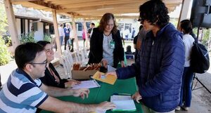Yacyretá entrega títulos de propiedad a familias relocalizadas