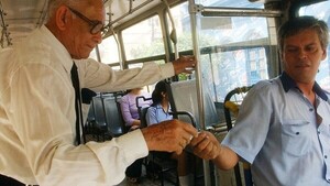 Tarifa social del transporte público para adultos mayores tiene veto parcial