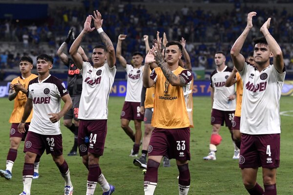 Versus / Juan José Cáceres se mandó un partidazo ante Cruzeiro en la Copa Sudamericana