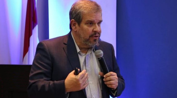 “Al Ejecutivo no le gusta la ley de control a ONG”, dice exministro - Portal Digital Cáritas Universidad Católica