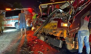 Triple choque entre dos camiones y un auto deja un fallecido en San Pedro – Prensa 5