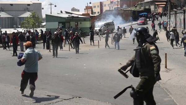 Bolivia: bloqueos agravan el alza de alimentos y la falta de combustible - 1000 Noticias