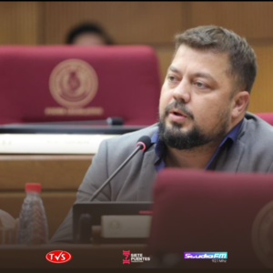 DENUNCIAN CATEOS A MENORES EN ESTADIOS: "LOS DERECHOS DE LOS NIÑOS DEBEN SER RESPETADOS" - TVS