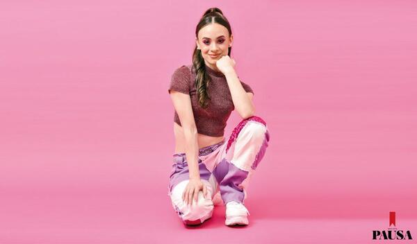 lía love | Pausa