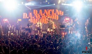 Dancing Mood | Pausa