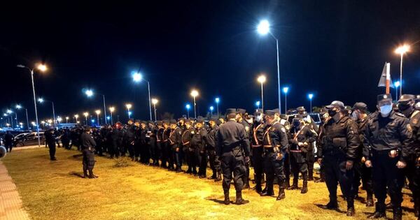 Diario HOY | Tribunal policial pone lupa sobre agentes adictos: si hay cura siguen, si no, afuera