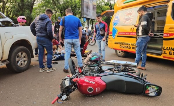Motociclista herido tras accidente frente al IPS de CDE