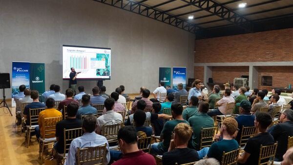 Tecnomyl lanzó TECCARE, fungicida innovador con triple acción para el manejo de enfermedades en soja