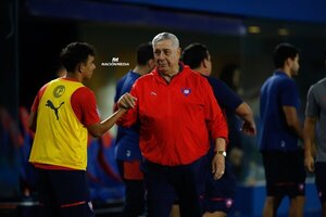 Versus / Mucha experiencia para Jara Saguier, quien hace su debut como DT en un Superclásico