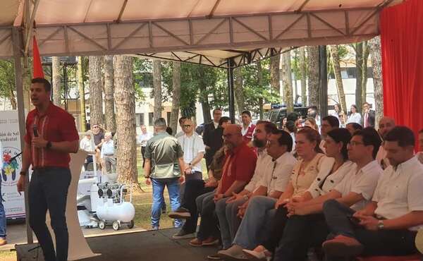 Paraguay tiene la mayor estabilidad política de América Latina, según Santiago Peña - ABC en el Este - ABC Color