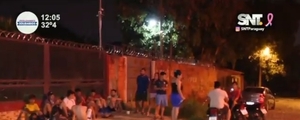 Manifestación frente a la casa de presuntos ladrones - SNT