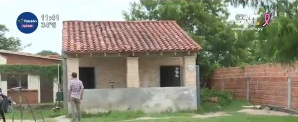 Grabaron a alumno desnudo en el baño de una escuela en Limpio - SNT