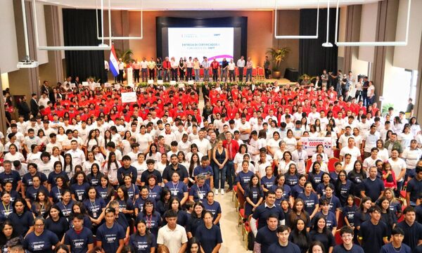 Más de 300 capos recibieron certificado de SNPP