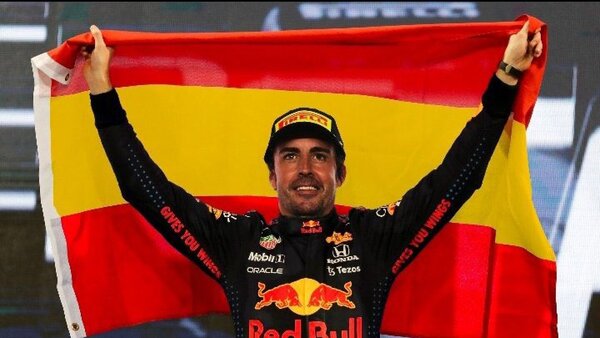 Fernado Alonso, un 'mago' con 400 trucos