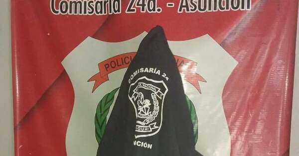 La Nación / Detienen a delincuente que robó una notebook y un televisor de escuela del Bañado Sur