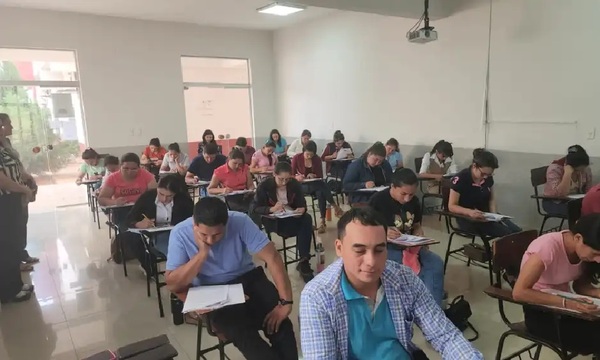 Gran cantidad de aplazados en el concurso del Banco de Docentes Elegibles del MEC - OviedoPress