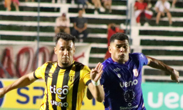 Minutos fatales para Carapeguá y clasificación de Guaraní