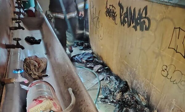 (VIDEO) Estaban haciendo bombas molotov y se les explotó todo: más de 30 estudiantes heridos