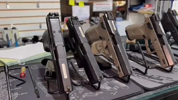 101 policías y militares individualizados como parte de una red de armatráfico - Noticiero Paraguay