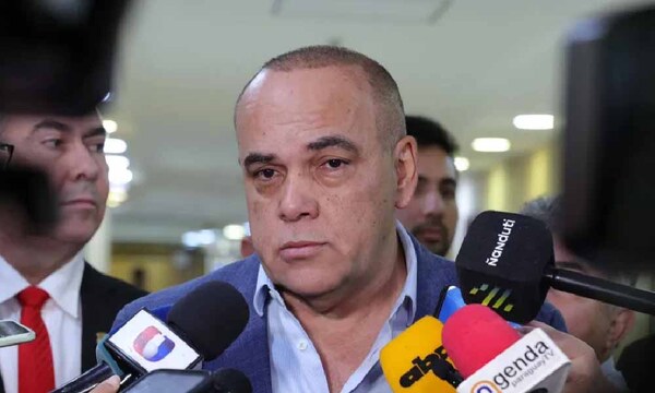 Bachi Núñez dice que firmó 455 contratos siendo titular del Congreso – Prensa 5