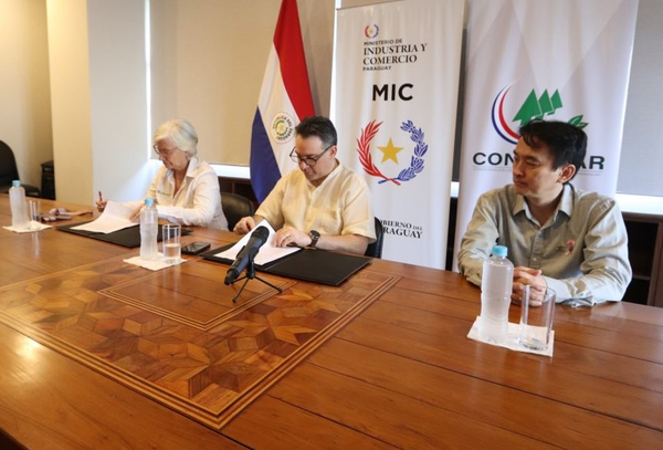 MIC formaliza alianza con el sector cooperativo para promover a emprendedores rurales