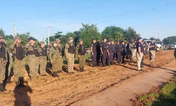 Policía detiene a dos personas tras operativo en campamento narco de Cordillera – Prensa 5