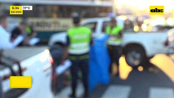 Mujer fallece al ser embestida por un vehículo, cuando intentaba cruzar la avenida Eusebio Ayala - Policiales - ABC Color